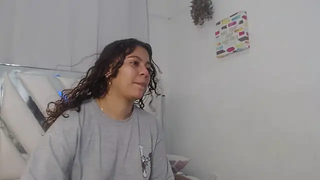 AlannaHarper online show from June 18, 2026, 10:59 pm