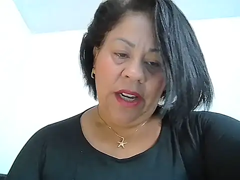 Veronica missbigg online show from May 18, 2026, 8:57 pm