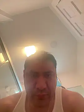 Snapshot of Crossroads5214 chatting on April 4, 2026, 12:34 pm Crossroads5214 online show from April 4, 2026, 12:34 pm