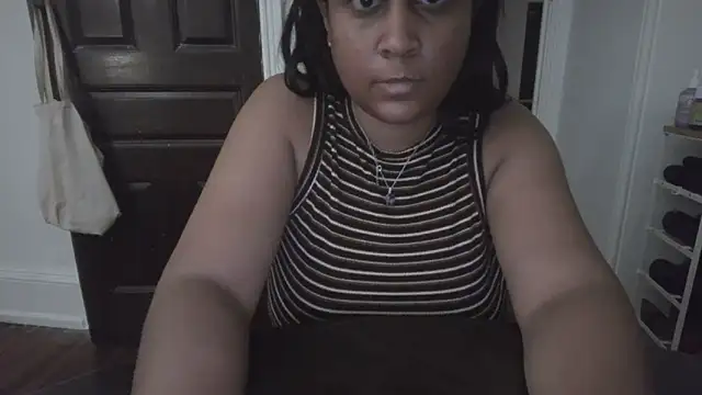 Snapshot of biancadoesit chatting on May 21, 2026, 5:27 am biancadoesit online show from May 21, 2026, 5:27 am