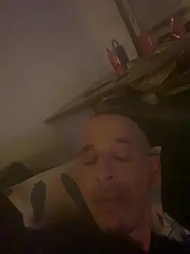 demongentil online show from June 13, 2026, 2:42 am