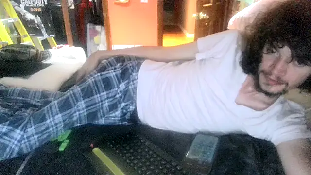 Snapshot of Teddy4420 chatting on June 28, 2026, 9:26 am Teddy4420 online show from June 28, 2026, 9:26 am