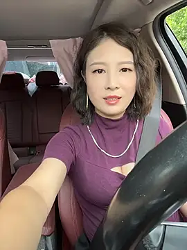 Snapshot of Lola666999 chatting on June 22, 2026, 6:21 am Lola666999 online show from June 22, 2026, 6:21 am