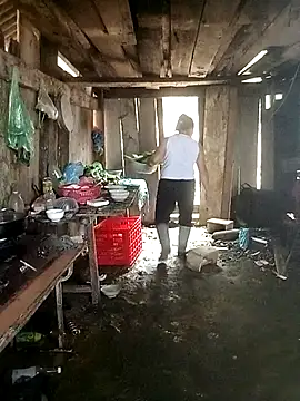 Snapshot of Lily_Daisy chatting on March 25, 2026, 4:01 am Lily Daisy online show from March 25, 2026, 4:01 am