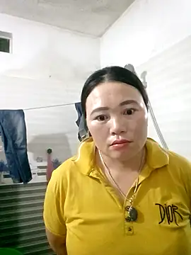 Snapshot of Lily_Daisy chatting on March 25, 2026, 10:30 pm Lily Daisy online show from March 25, 2026, 10:30 pm