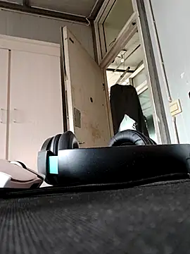 dyjdddttj online show from March 25, 2026, 1:06 am