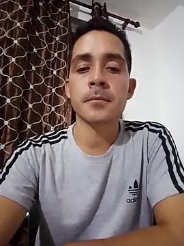 Snapshot of Gabriel_leon33 chatting on March 26, 2026, 8:01 am Gabriel leon33 online show from March 26, 2026, 8:01 am