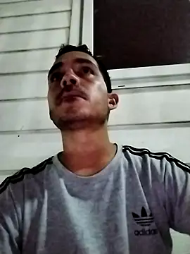 Snapshot of Gabriel_leon33 chatting on April 2, 2026, 5:47 am Gabriel leon33 online show from April 2, 2026, 5:47 am