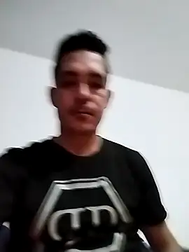 Snapshot of Gabriel_leon33 chatting on March 25, 2026, 5:40 am Gabriel leon33 online show from March 25, 2026, 5:40 am