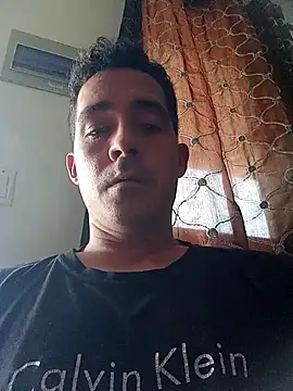 Snapshot of Gabriel_leon33 chatting on April 6, 2026, 9:27 pm Gabriel leon33 online show from April 6, 2026, 9:27 pm