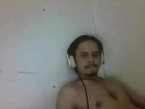 Raku2386 online show from April 14, 2026, 5:45 am