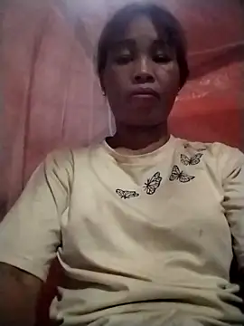 Ely-cute2k online show from May 4, 2026, 1:14 pm