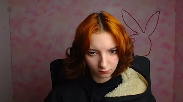 Snapshot of Butterfly_Milly chatting on April 21, 2026, 11:17 am Butterfly Milly online show from April 21, 2026, 11:17 am