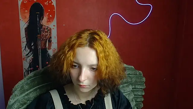 Snapshot of Butterfly_Milly chatting on May 20, 2026, 11:51 am Butterfly Milly online show from May 20, 2026, 11:51 am