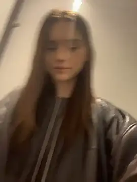 AnitaFly online show from May 5, 2026, 11:35 am