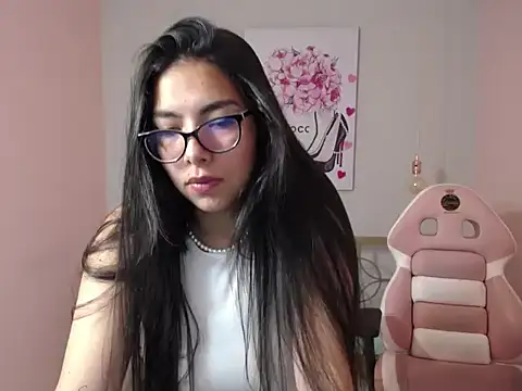 Selena G x online show from March 27, 2026, 8:54 pm