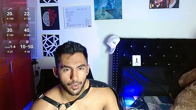 romanpearce  online show from June 20, 2026, 10:48 pm