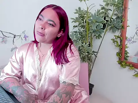 Snapshot of AfroditaVega_ chatting on March 25, 2026, 5:45 pm AfroditaVega online show from March 25, 2026, 5:45 pm