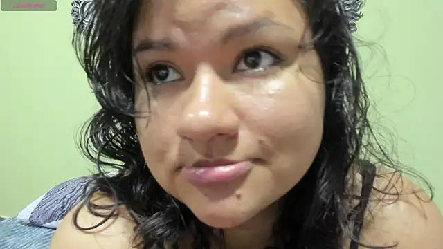 Snapshot of natasha_adam21 chatting on April 3, 2026, 1:56 am natasha adam21 online show from April 3, 2026, 1:56 am