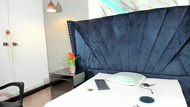 Sara Hanks online show from March 28, 2026, 2:18 pm