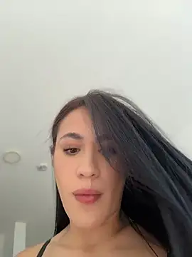Snapshot of SerenaFox_ chatting on May 26, 2026, 8:07 pm SerenaFox online show from May 26, 2026, 8:07 pm