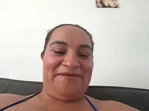 Snapshot of kyra_sol chatting on April 21, 2026, 6:47 pm kyra sol online show from April 21, 2026, 6:47 pm