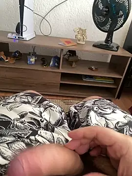 safadogggg online show from April 1, 2026, 3:09 pm