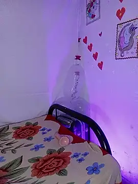 Kataleyaa Volkova online show from April 14, 2026, 12:04 am