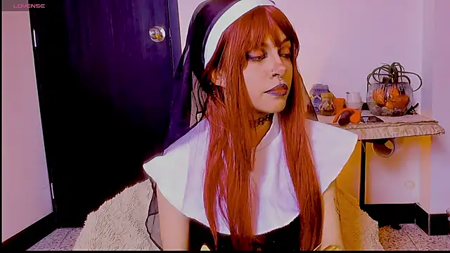 Snapshot of Nyxara- chatting on April 3, 2026, 7:09 pm Nyxara- online show from April 3, 2026, 7:09 pm