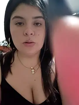 tania 22xx online show from May 3, 2026, 2:38 am
