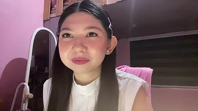 CoralieHoner online show from March 27, 2026, 1:58 am