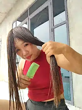 Snapshot of xinhxinh-cute chatting on April 16, 2026, 3:51 am xinhxinh-cute online show from April 16, 2026, 3:51 am