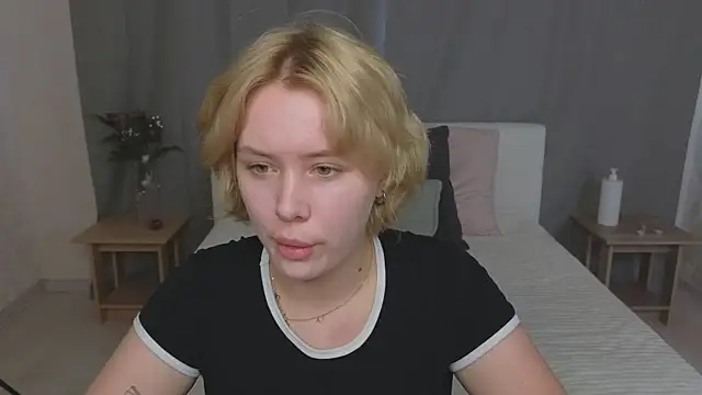 MelissaAvis online show from July 23, 2026, 6:22 am