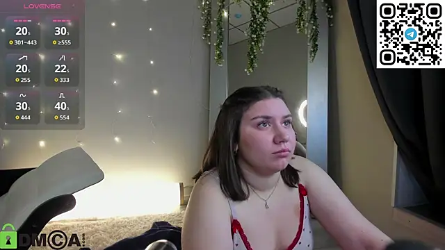 Maya Raay online show from May 23, 2026, 1:04 am
