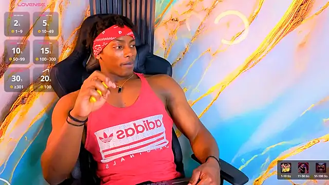 Snapshot of maxmuscle10 chatting on April 5, 2026, 9:10 pm maxmuscle10 online show from April 5, 2026, 9:10 pm