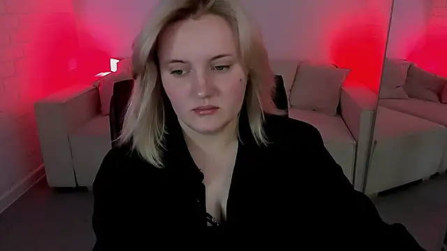 Snapshot of KathyBriggs chatting on April 6, 2026, 5:08 am KathyBriggs online show from April 6, 2026, 5:08 am