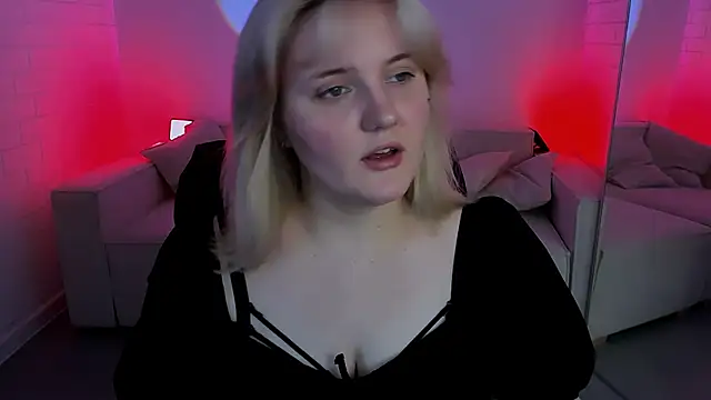 Snapshot of KathyBriggs chatting on April 4, 2026, 5:25 am KathyBriggs online show from April 4, 2026, 5:25 am
