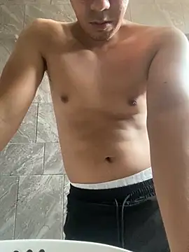 Papi-Hot- online show from March 25, 2026, 8:30 pm