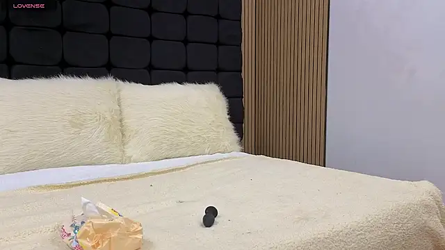 Snapshot of messy-saray chatting on March 27, 2026, 2:18 pm messy-saray online show from March 27, 2026, 2:18 pm