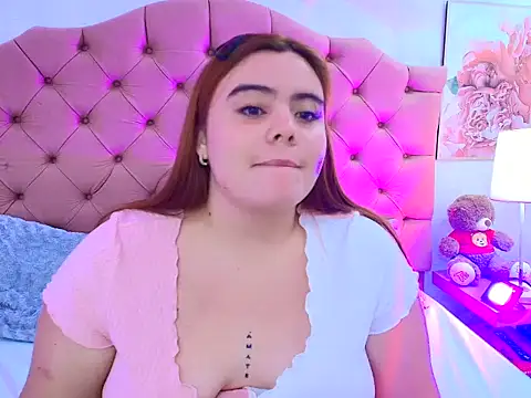 Snapshot of OliviaOnyx chatting on March 25, 2026, 5:34 pm OliviaOnyx online show from March 25, 2026, 5:34 pm