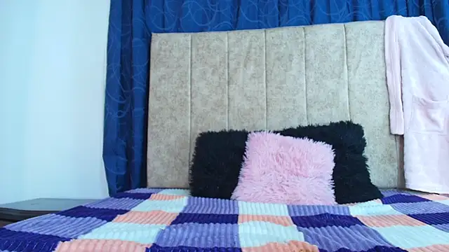 Slut Full Messy online show from April 8, 2026, 3:30 am