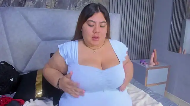 TiffanyMonrowHL online show from May 29, 2026, 1:17 pm