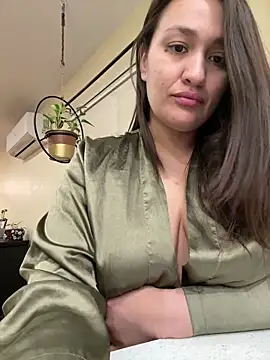 Snapshot of xmoanxxxa chatting on April 6, 2026, 12:06 pm xmoanxxxa online show from April 6, 2026, 12:06 pm