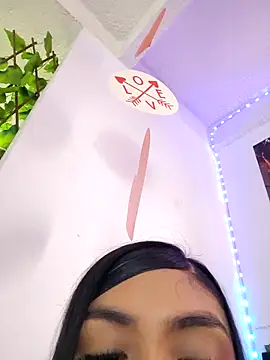 Snapshot of yvonne_1998 chatting on March 25, 2026, 9:14 pm yvonne 1998 online show from March 25, 2026, 9:14 pm