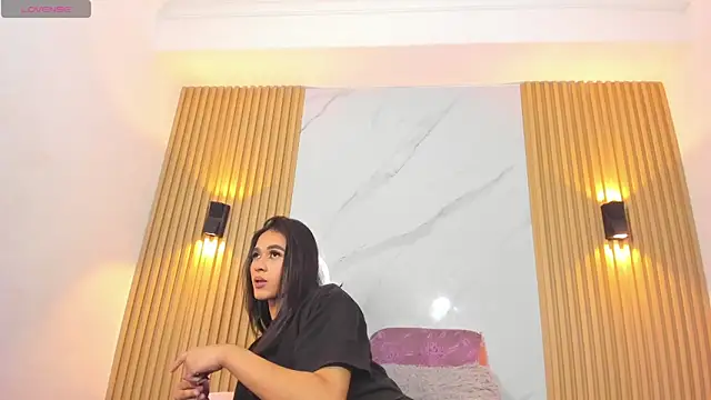 Miss KhalifaDoll online show from June 8, 2026, 3:51 am