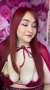 Snapshot of SweetLittleRed chatting on May 2, 2026, 5:23 am SweetLittleRed online show from May 2, 2026, 5:23 am