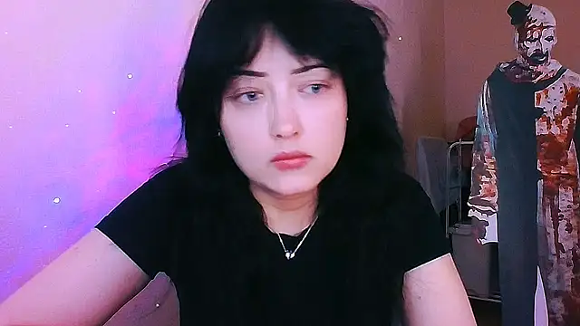 Snapshot of Katarina_Fox_ chatting on March 31, 2026, 11:12 am Katarina Fox online show from March 31, 2026, 11:12 am