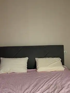 Snapshot of AliceVilliers chatting on March 27, 2026, 6:53 pm AliceVilliers online show from March 27, 2026, 6:53 pm