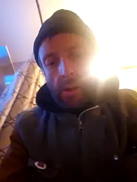 Snapshot of Jangie14 chatting on April 18, 2026, 1:30 am Jangie14 online show from April 18, 2026, 1:30 am