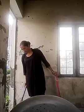 Raanieoy012 online show from April 6, 2026, 1:45 am